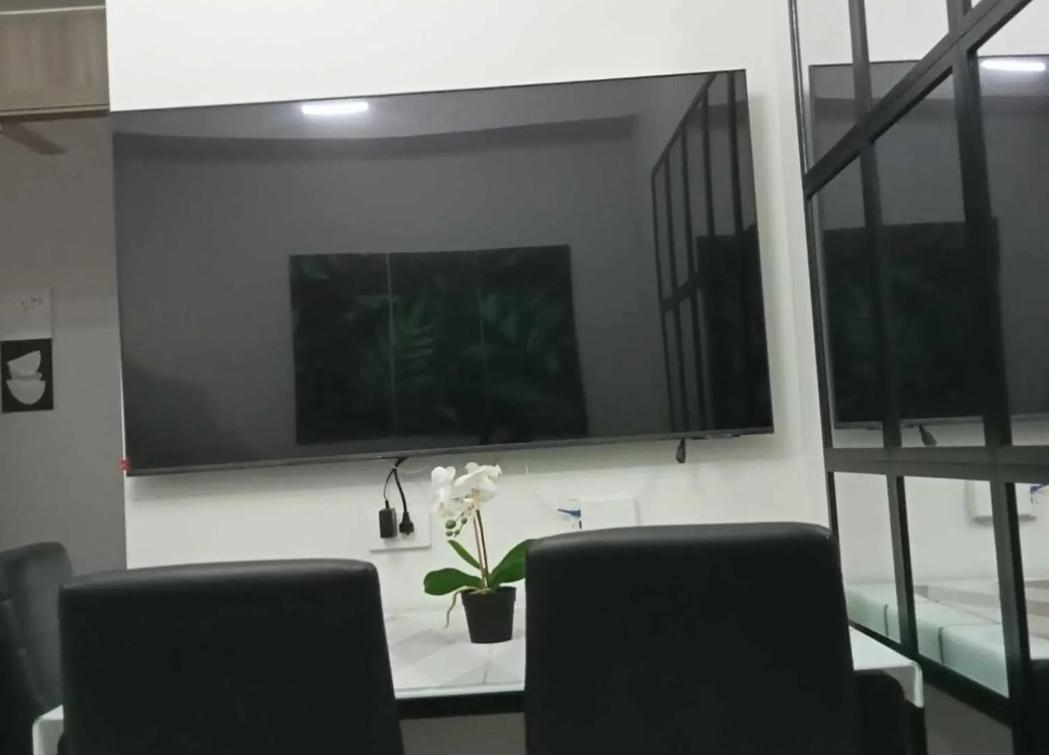 Free Wi-Fi Luxurious Haven By The Bay - 2Br Near Moa Picc Ccp Apartment Manila 0*,