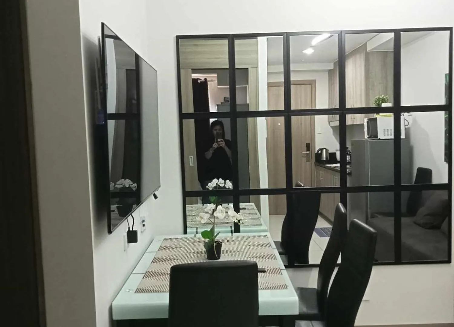Free Wi-Fi Luxurious Haven By The Bay - 2Br Near Moa Picc Ccp Apartment Manila